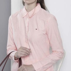 🎉3/$50🎉 Tommy Hilfiger Classic Fit Striped Shirt